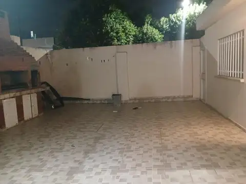 Casa en Venta en Alto Alberdi, USD 67.000