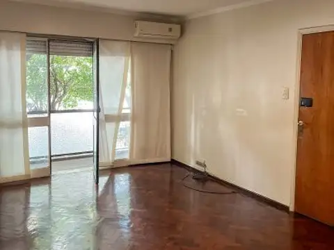 Colón 1215 – Semipiso externo en el corazón de Barrio Martín