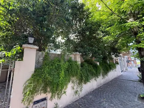Castelli 400