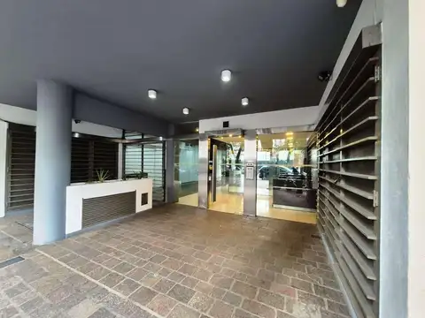 3 Amb fte balcón - Baño y Toil  - Cochera - Pileta - Sum - Yacuzzi - Laundry 72 m2