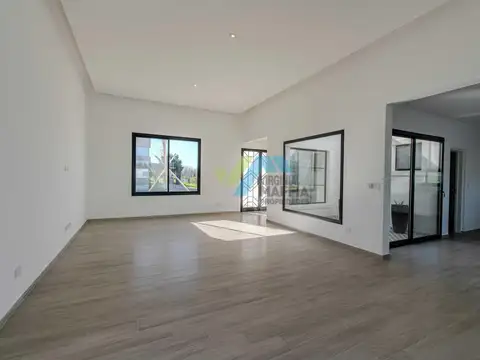 Casa en Venta en San Matias, USD 485.000