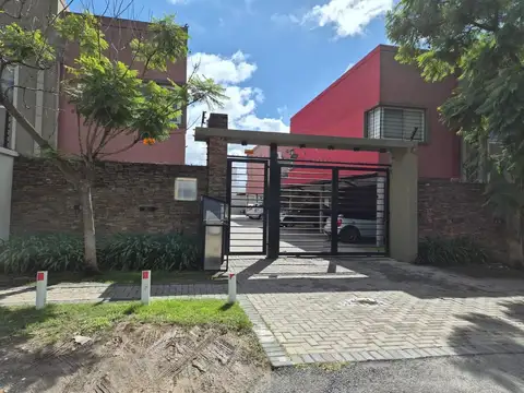 Departamento de dos ambientes, en planta baja - Bella Vista