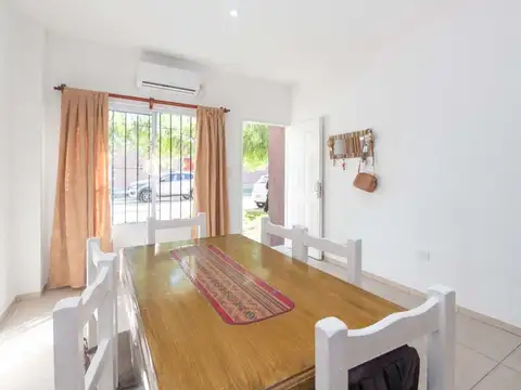 Depto Tipo Casa en Venta en Gregorio de Laferrere, USD 60.000