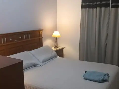 Casa 7 ambientes con 5 baños