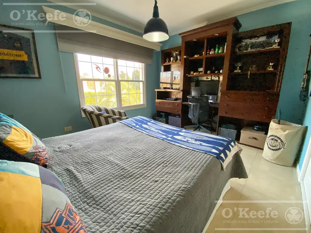 Casa en venta de cuatro ambientes con piscina y galería cerrada en Abril Country Club, Hudson. - Foto 25