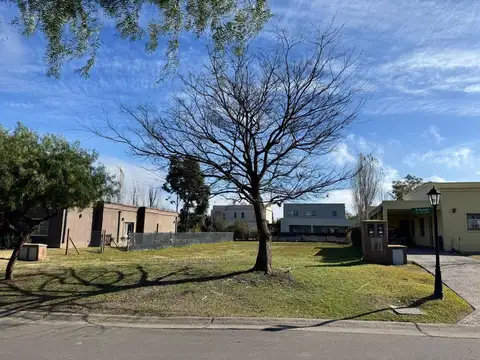 Terreno en Venta en Pilar del Este - Santa Guadalupe, USD 60.000