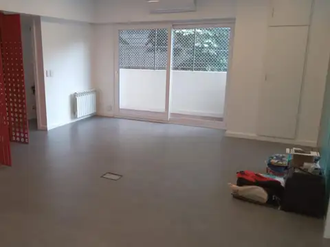 Pedro Ignacio Rivera 2600, Piso 1