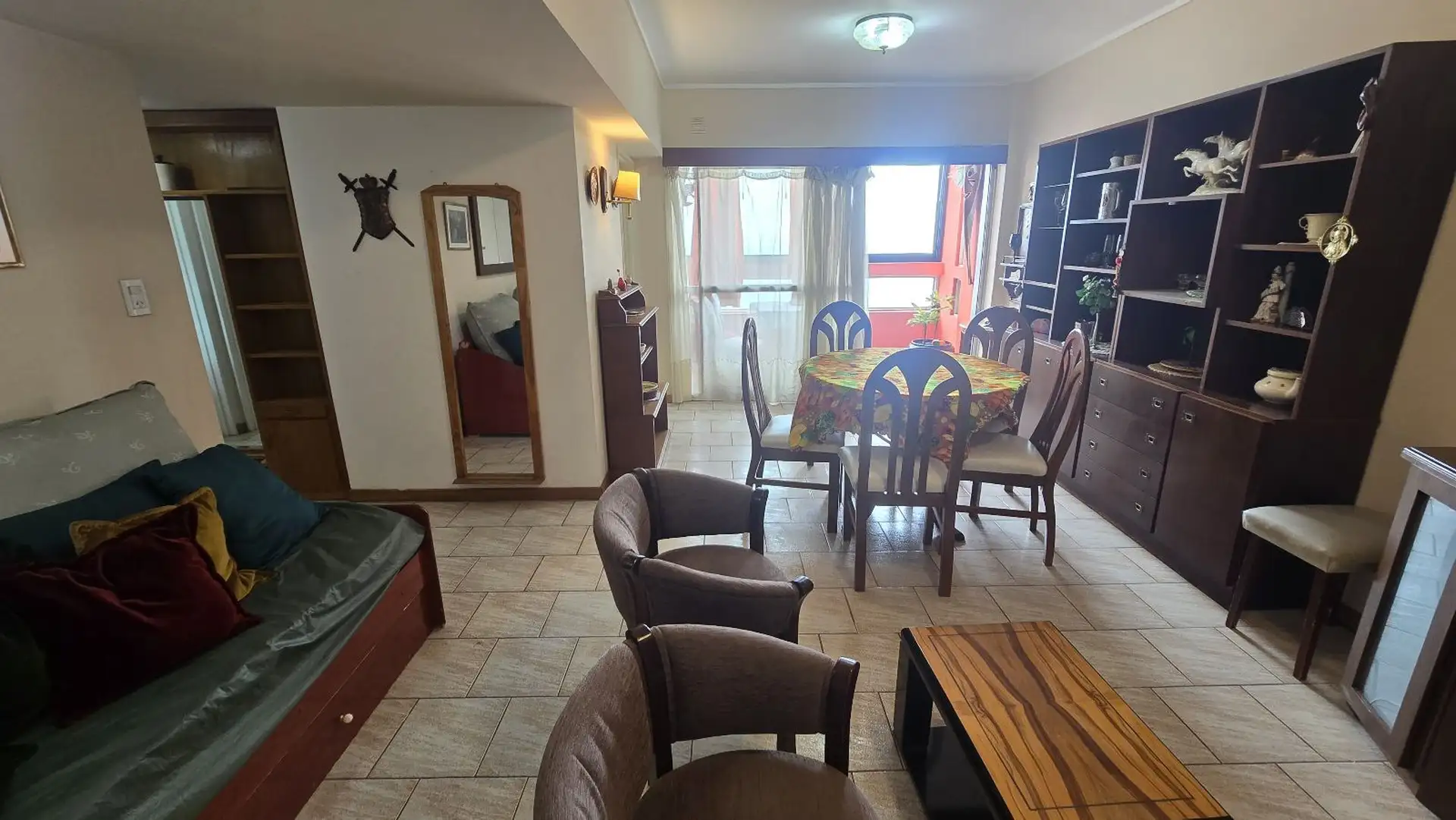 Depto 2 amb, 32m² amoblado con balcón y ascensor — La Bristol