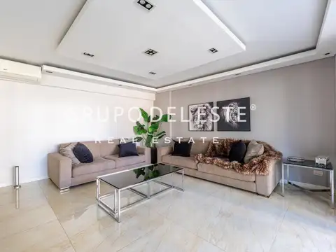 Departamento en Venta de 4 dormitorios