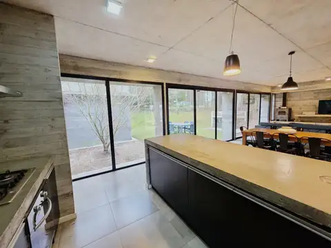 Casa en Venta 1 año
