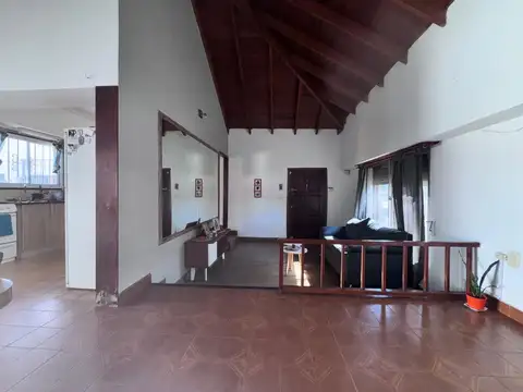 Casa en Venta en Ezpeleta Este, USD 80.000