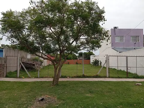 LOTE EN VENTA BENAVIDEZ