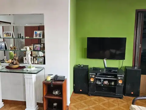 Alvar Nuñez 3832 , Piso 1