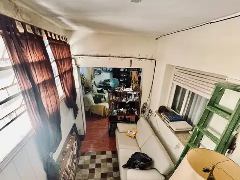 1 de Mayo  al 3100 PH de dos dormitorios