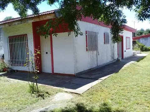 Casa en Venta con 1 cochera