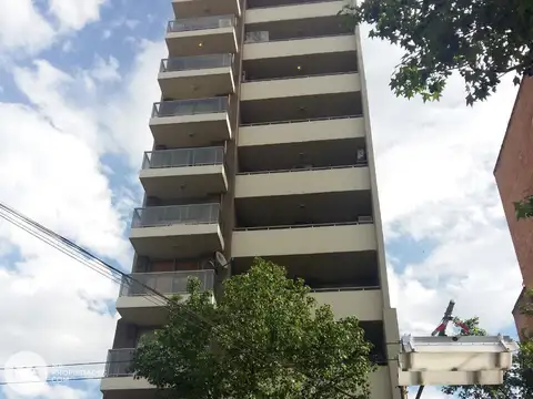 Alquiler | cochera en edificio - mendoza 3000 - centro rosario