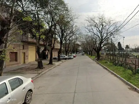 Avenida General Don José de San Martin e/ Nuestras Malvinas y Manuel N. Iglesias