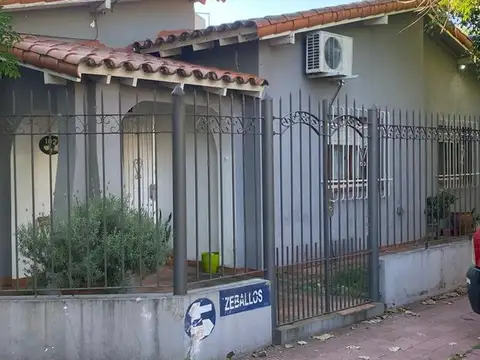 CASA EN VENTA TEMPERLEY APTA CREDITO