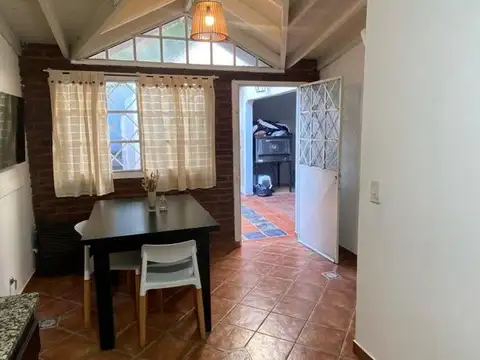 Casa en Venta en Temperley, USD 102.000