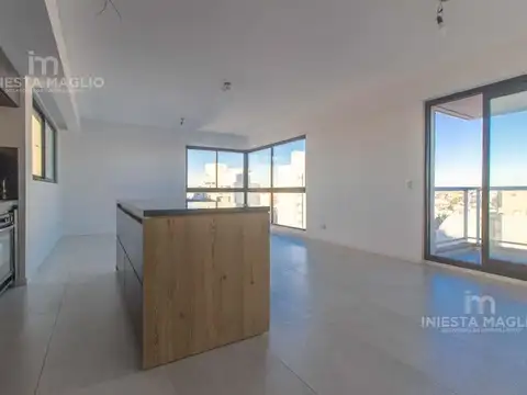 Ramon Falcon  al 5600