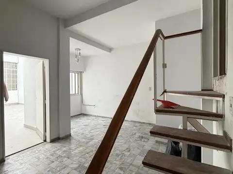 7 amb. c/ patio y terraza. 146M2 CUBIERTOS