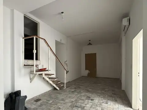 Depto Tipo Casa en Venta de 4 dormitorios