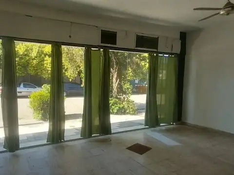 Local en Venta 39 años