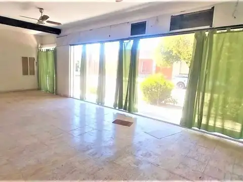 VENTA LOCALE COMERCIALE CON CASA EN RIO TERCERO
