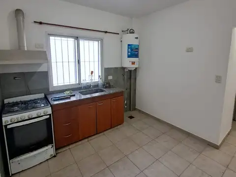 Departamento en Alquiler en Belen de Escobar, $ 400.000