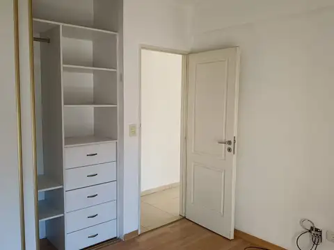 Departamento en Alquiler en Lanus Oeste, $ 880.000