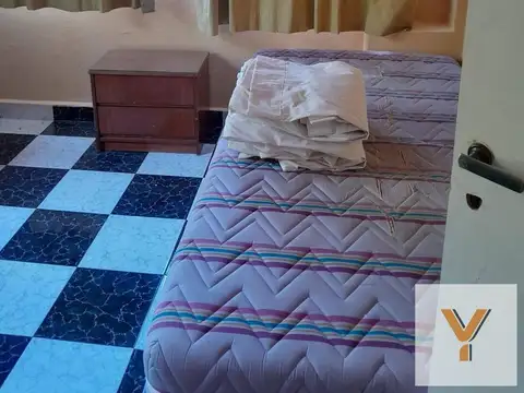 Depto Tipo Casa en Alquiler en La Plata, $ 800.000