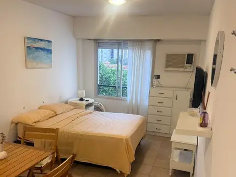 San Juan 430 , Piso 5