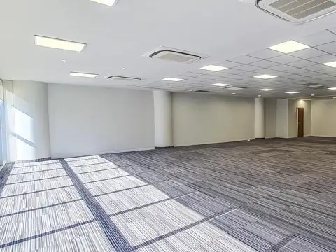 Oficina en Venta con 1 cochera