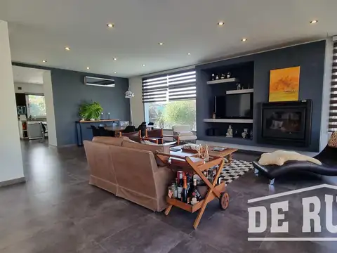 Casa en Alquiler de 3 dormitorios