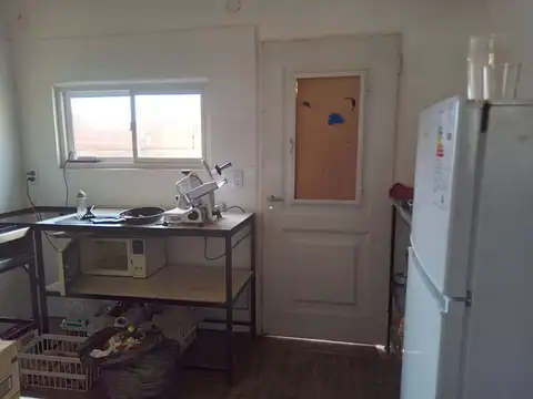 VENTA LOCAL APTO GASTRONOMICO Y CASA 2 DORM