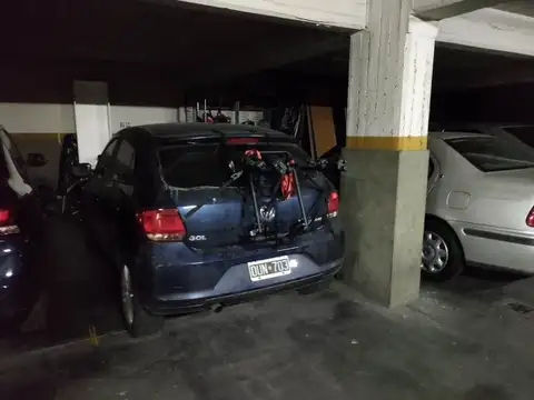 ACCESO POR PORT?N AUTOM?TICO, EXCELENTE UBICACI?N