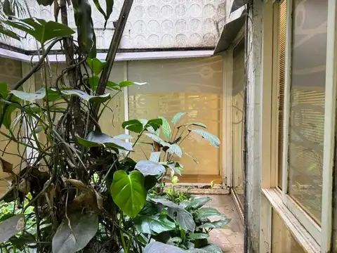 Departamento 7 ambientes con 2 baños