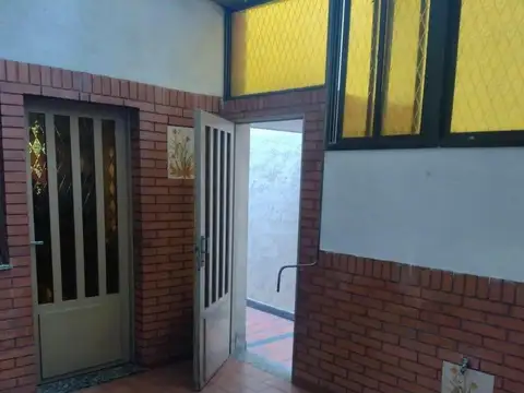 Depto Tipo Casa en Venta con 1 cocheras