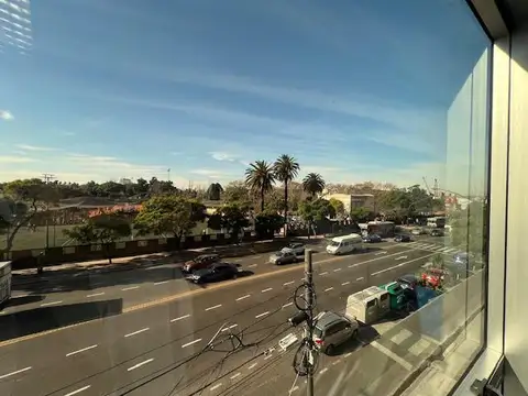 Oficina Monoambiente con 4 baños