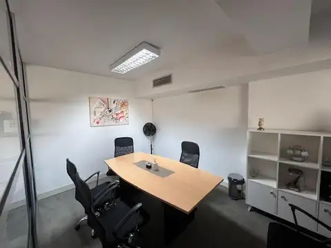 Oficina en Alquiler 20 años