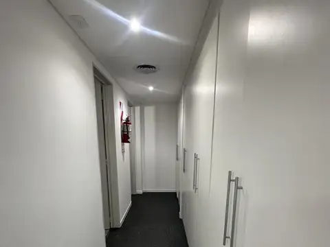 Oficina en Alquiler al Este