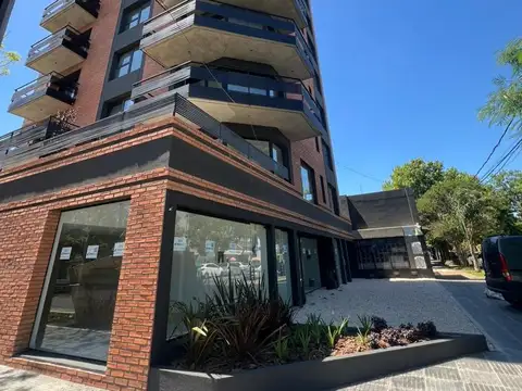 Local en Alquiler en Ituzaingo, $ 1.900.000