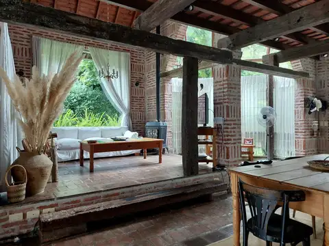 Una casa DIFERENTE. Exclusiva - Diseño único.