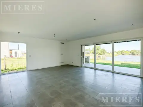 Casa en Venta en El Cantón - Barrio Islas, USD 329.000