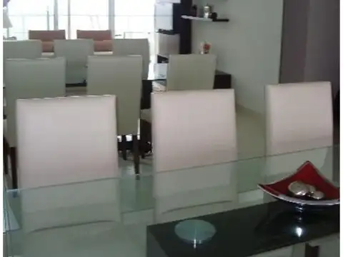 Departamento en Venta en Playa Mansa, USD 380.000