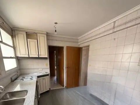 Departamento 4 ambientes con 3 baños