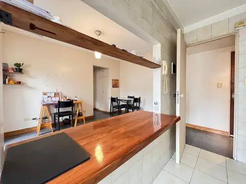 DEPARTAMENTO 2 AMBIENTES VENTA CABALLITO C/ BALCON