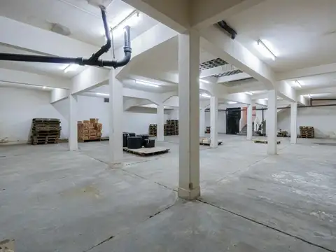 Único e Inmensurable Lote de 5 frentes. 43,25mts  x 55,94mts