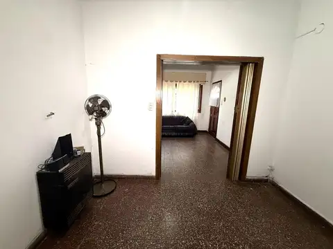 Depto Tipo Casa en Venta en Villa Luzuriaga, USD 95.000