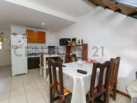 Andonaegui 3300, Piso 0